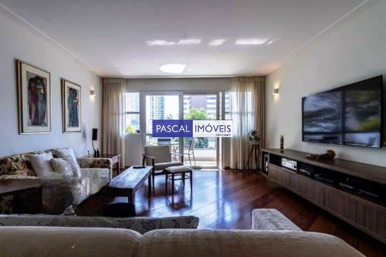 Apartamento em Campo Belo