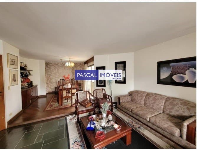 Apartamento em Moema