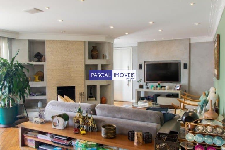 Apartamento em Campo Belo