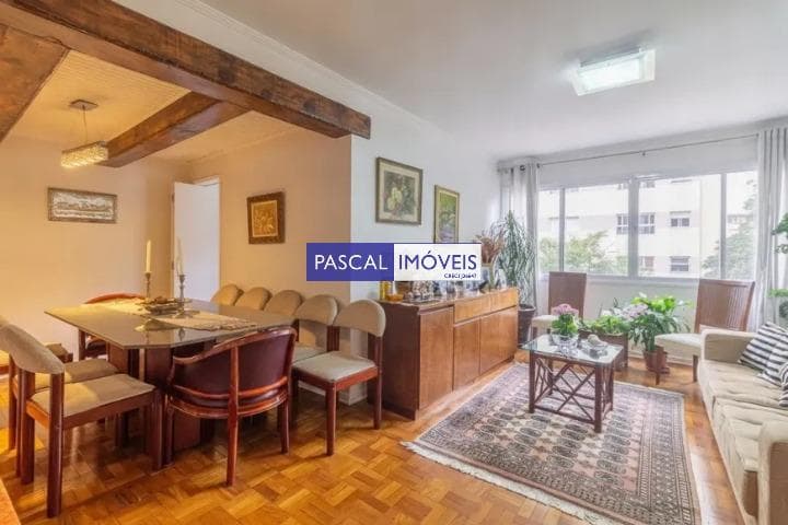 Apartamento em Moema
