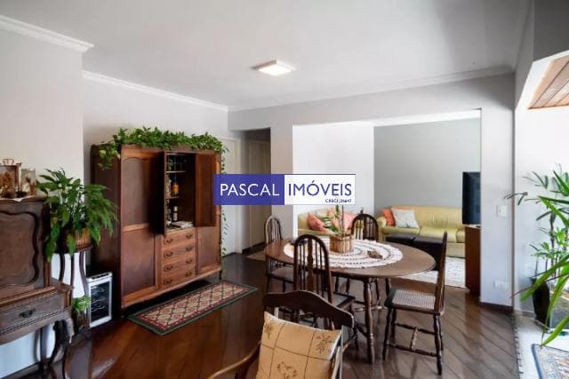 Apartamento em Campo Belo