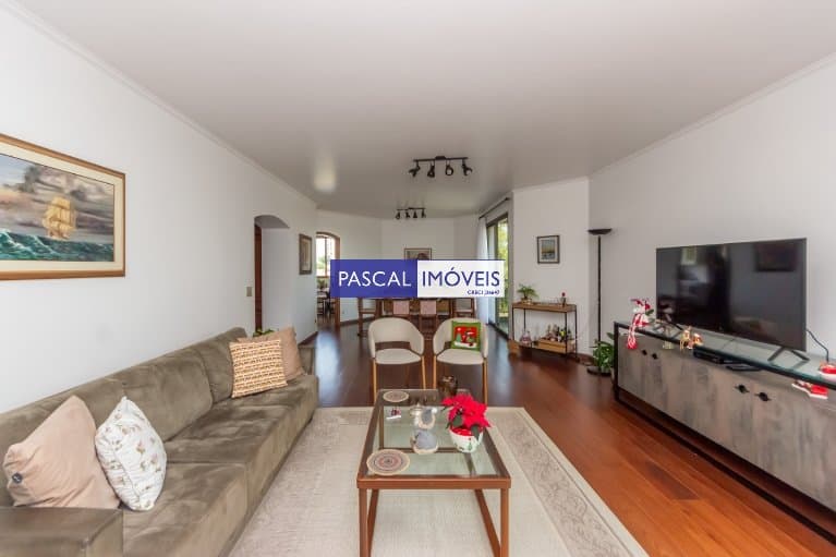 Apartamento em Campo Belo