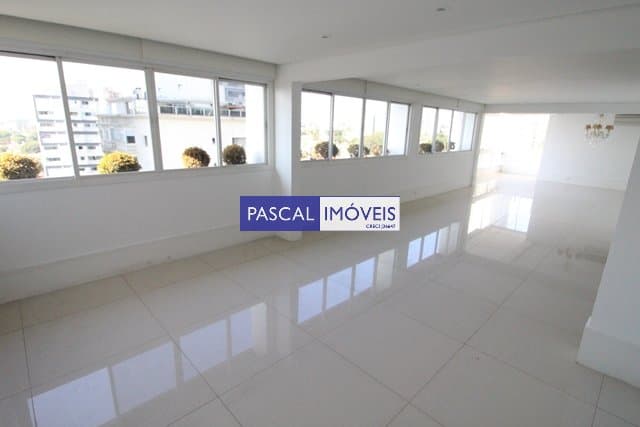 Apartamento em Campo Belo