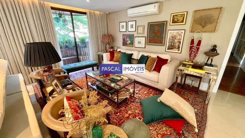 Apartamento em Campo Belo