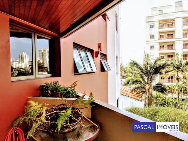 Apartamento em Campo Belo