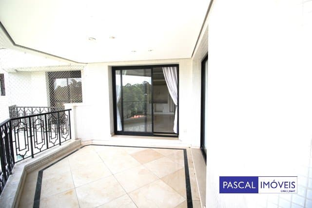 Apartamento em Jardim Marajoara