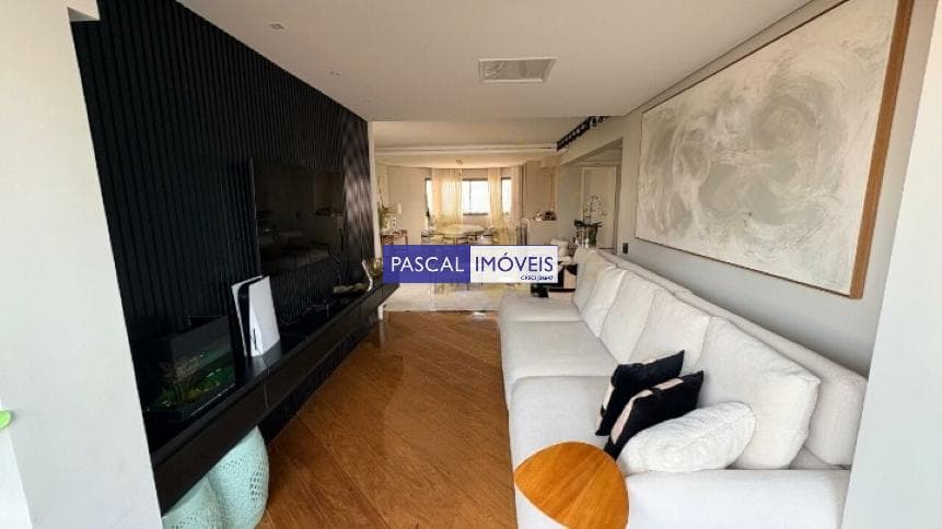 Apartamento em Campo Belo