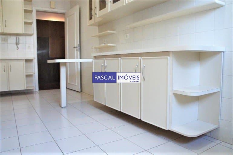 Apartamento em Campo Belo
