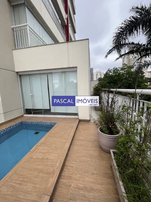 Apartamento em Campo Belo