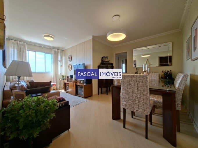 Apartamento em Campo Belo
