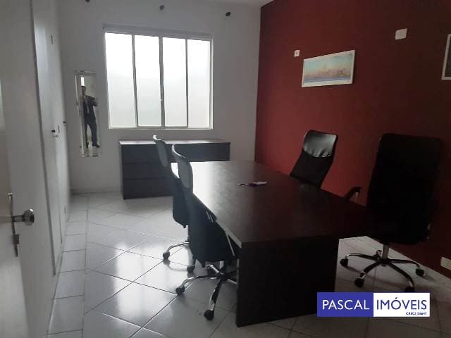 Casa comercial em Brooklin