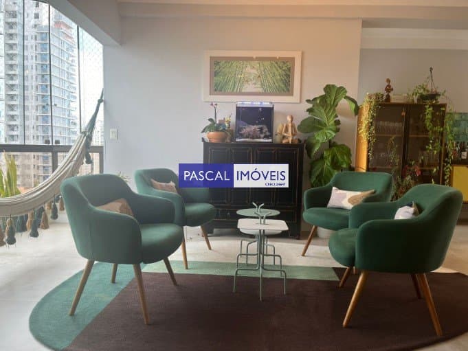 Apartamento em Campo Belo