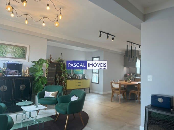 Apartamento em Campo Belo